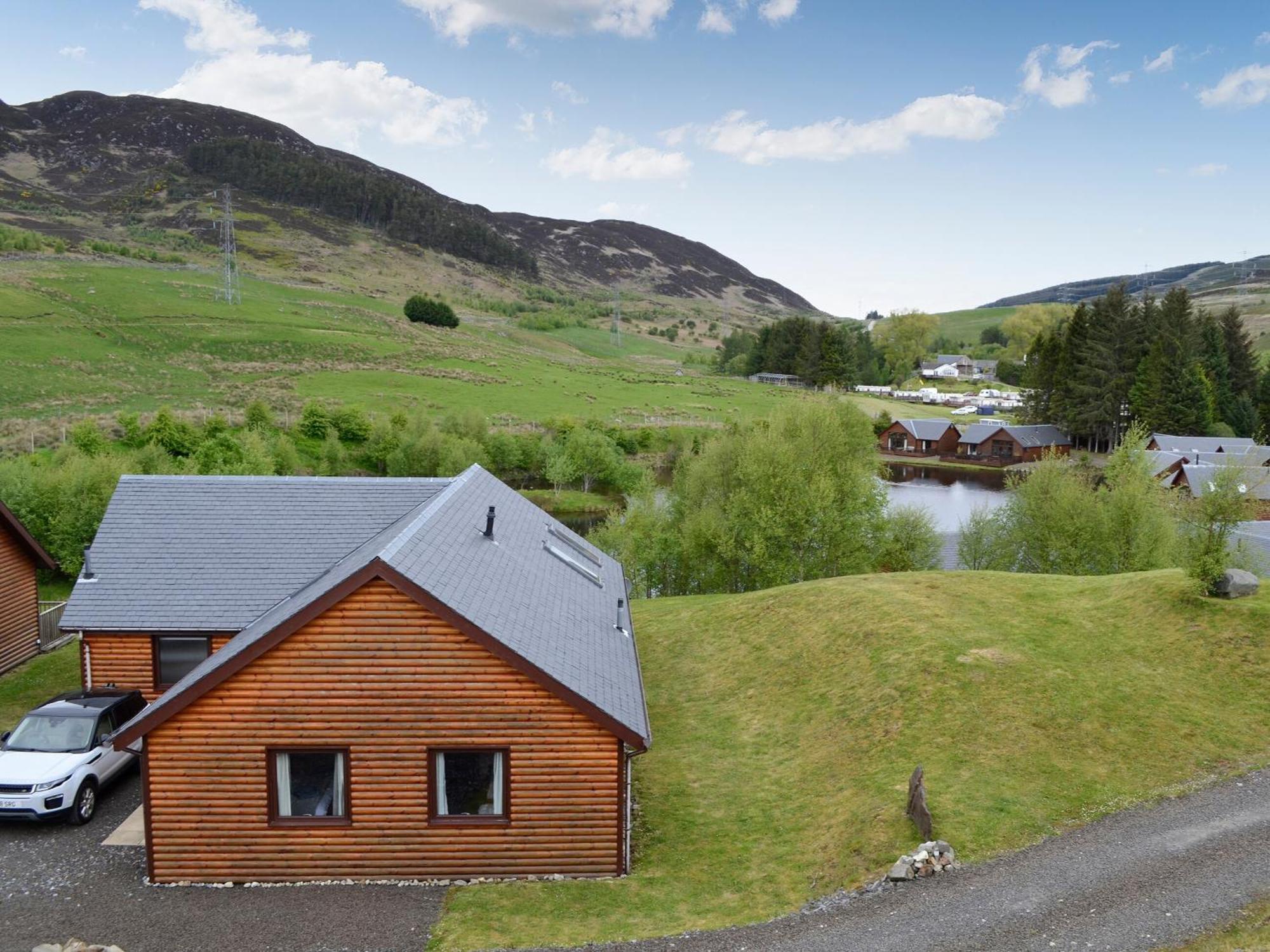 Glengoulandie Lodge ภายนอก รูปภาพ