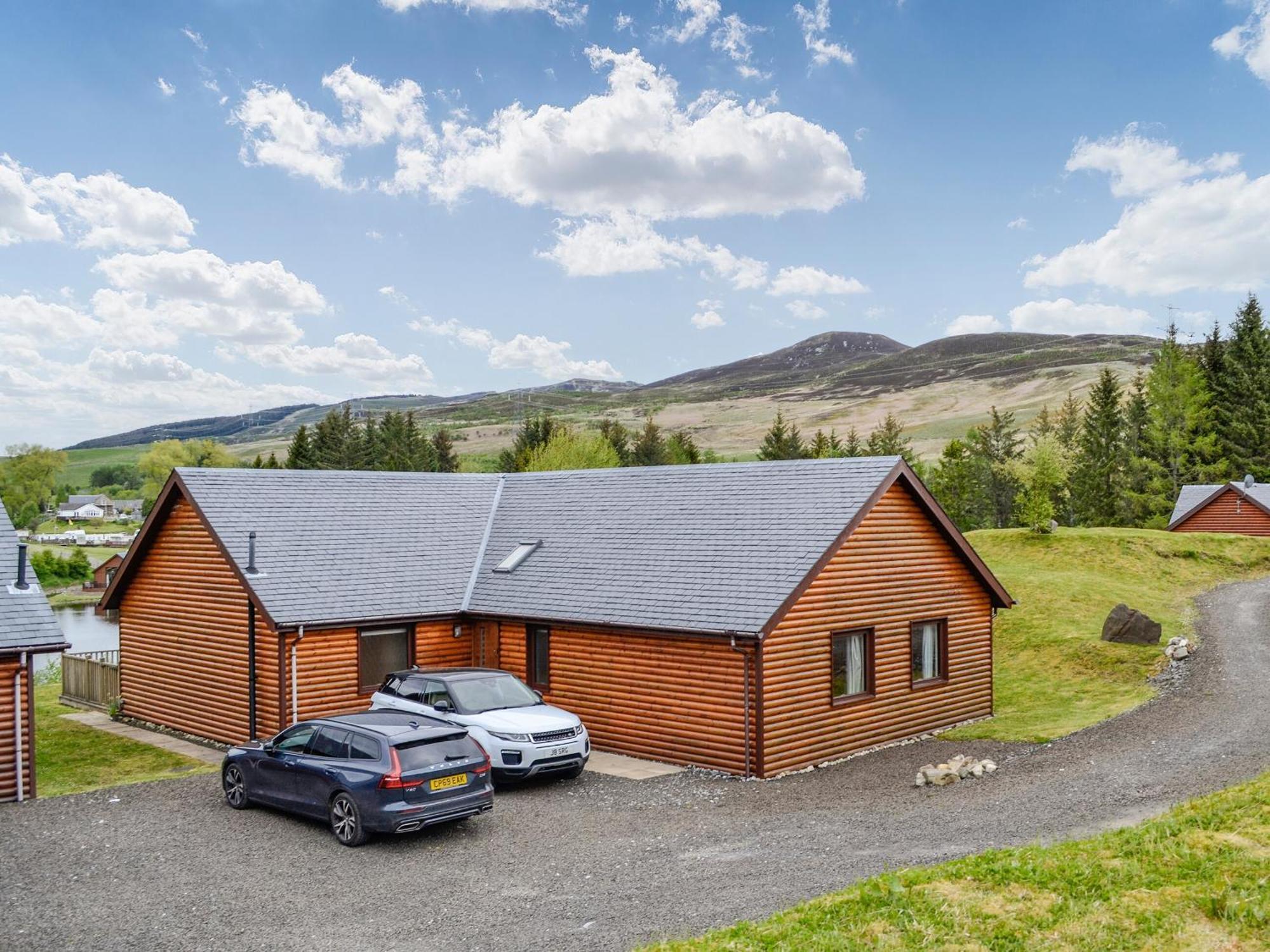 Glengoulandie Lodge ภายนอก รูปภาพ
